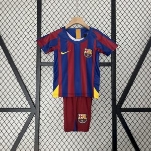 Retro Barcelona 2005/06 Home Kids Kit