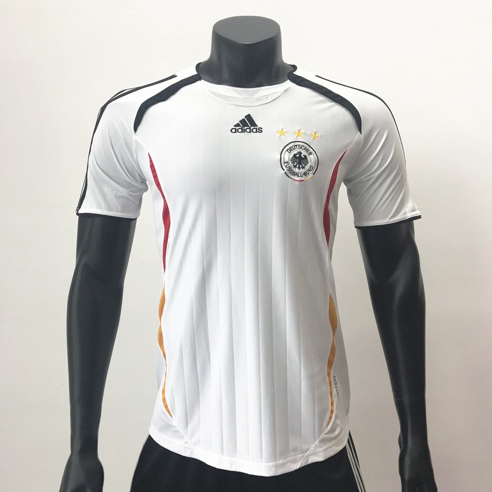 7523d4e724dbe010.jpg Retro Germany 2006 Home Jersey - Image 1