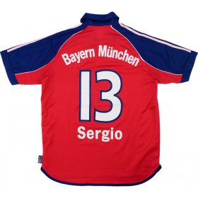Retro Bayern Munich 2000/01 Home Jersey - Image 4