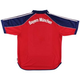 Retro Bayern Munich 2000/01 Home Jersey - Image 2