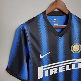 Retro Inter Milan 2010/11 Home Jersey - Image 7