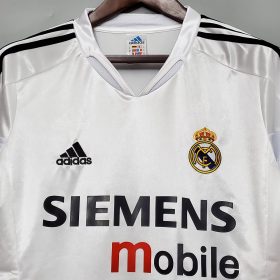 Retro Real Madrid 2004/05 Home Jersey - Image 2