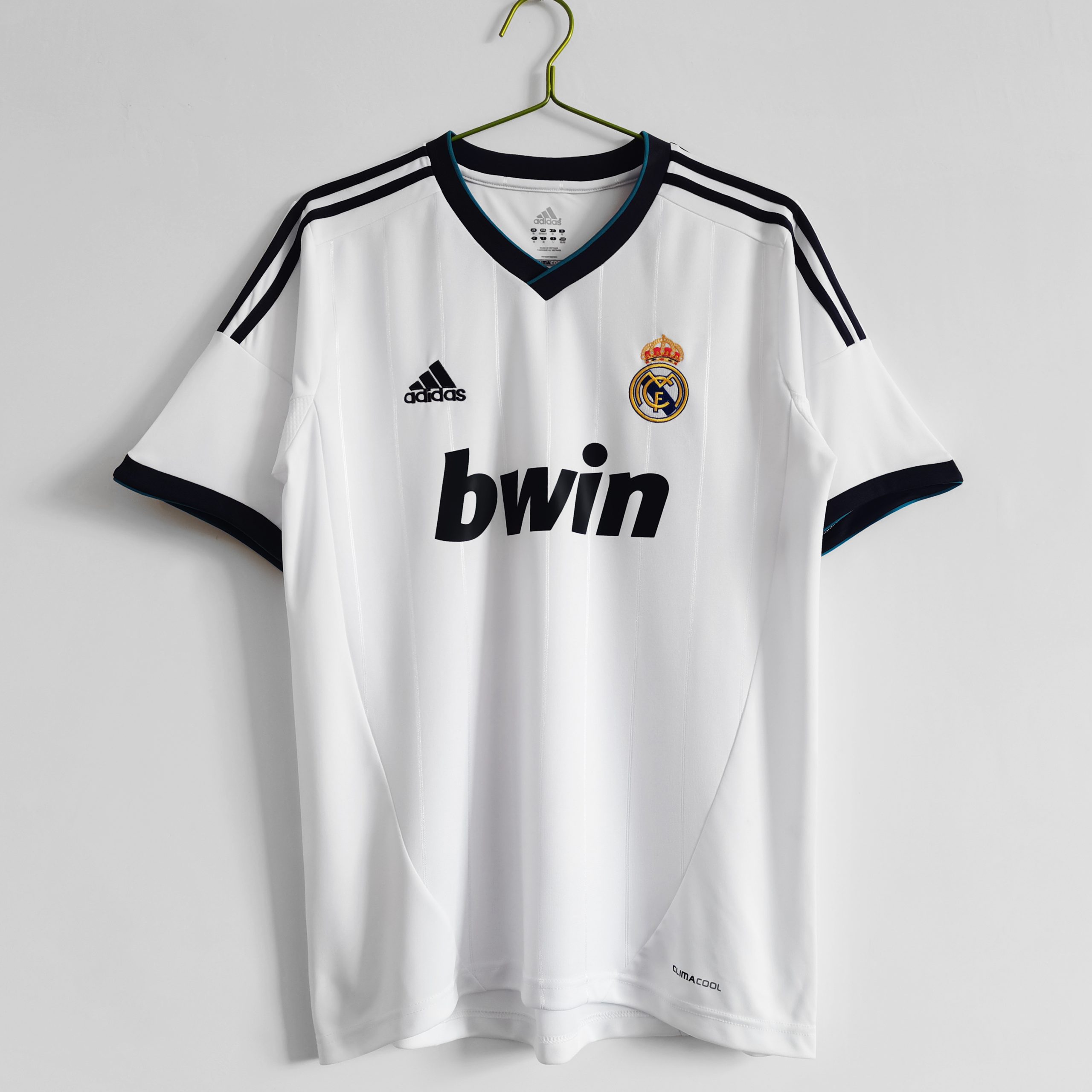 Real-Madrid-201213-home-Retro-Jersey-51033.jpg Retro Real Madrid 2012/13 Home Jersey - Image 1