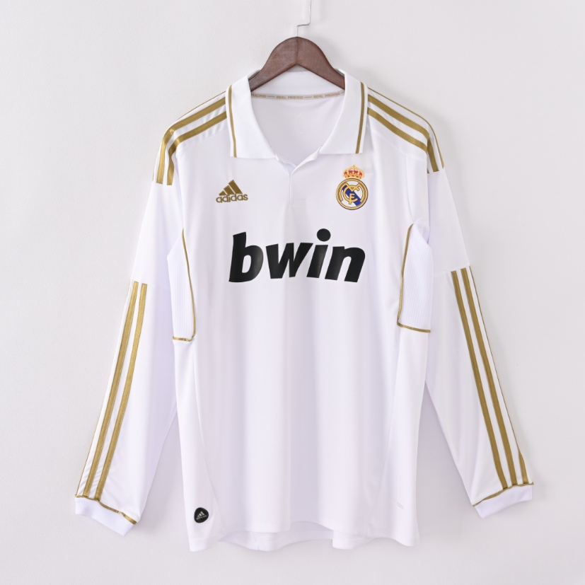 ScreenShot_2026-08-31_232627_059 Retro Real Madrid 2011/12 Home Long Sleeve Jersey - Image 1